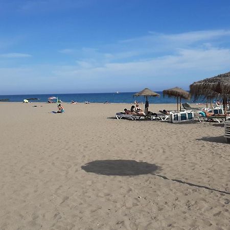 Apartamento De 2 Dormitorios, Gran Terraza, Vistas Al Mar Cerca Playa Carvajal Benalmádena Kültér fotó