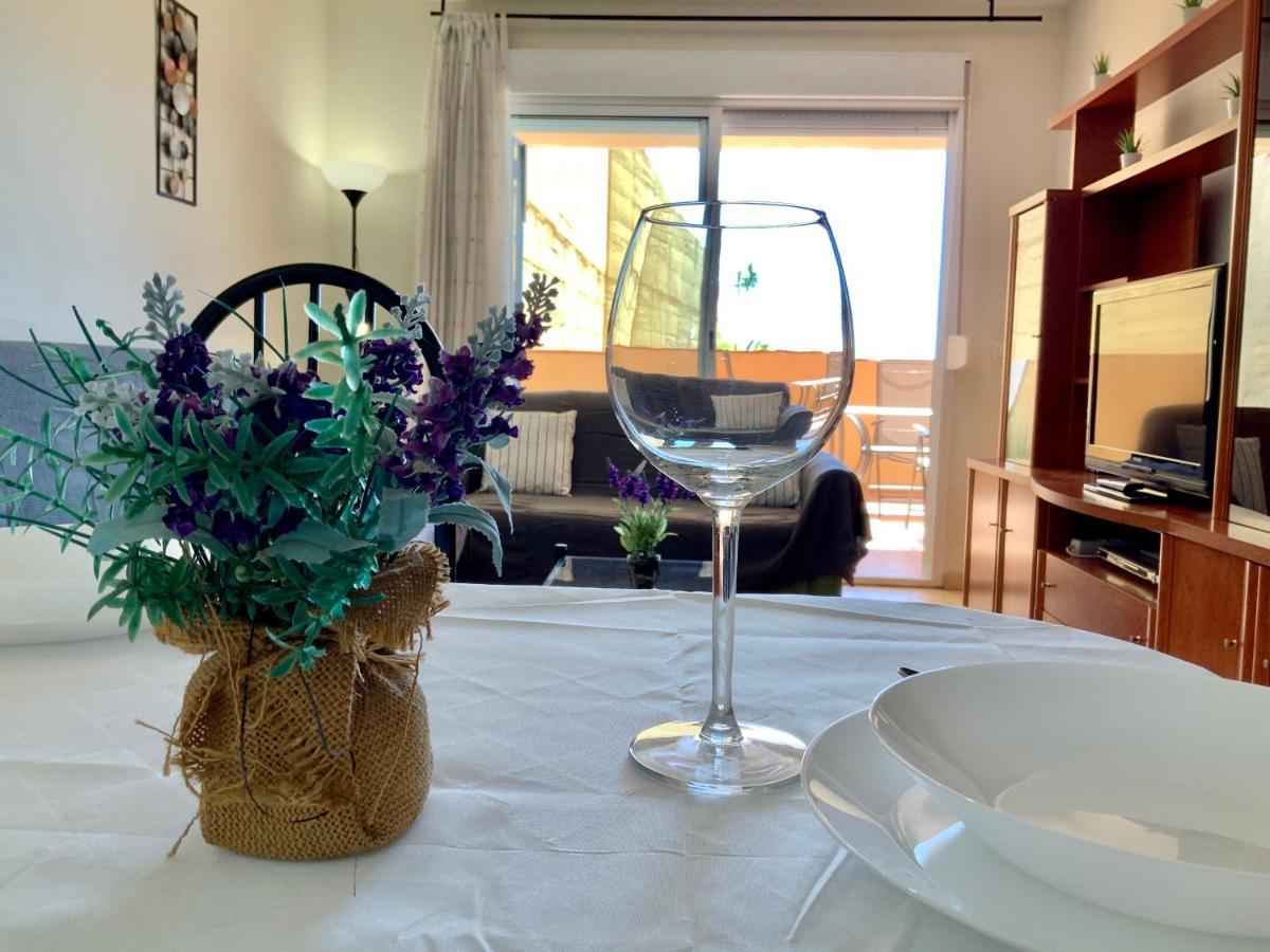Apartamento De 2 Dormitorios, Gran Terraza, Vistas Al Mar Cerca Playa Carvajal Benalmádena Kültér fotó