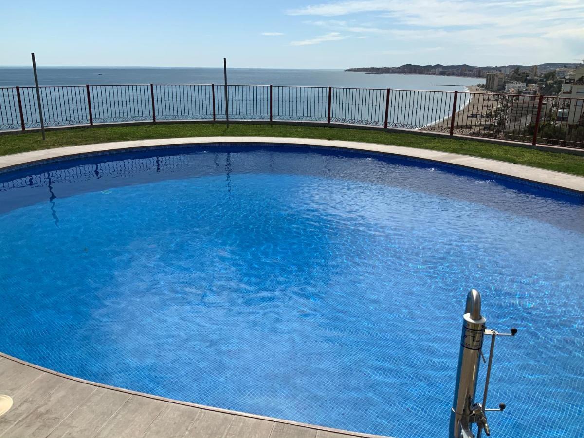 Apartamento De 2 Dormitorios, Gran Terraza, Vistas Al Mar Cerca Playa Carvajal Benalmádena Kültér fotó