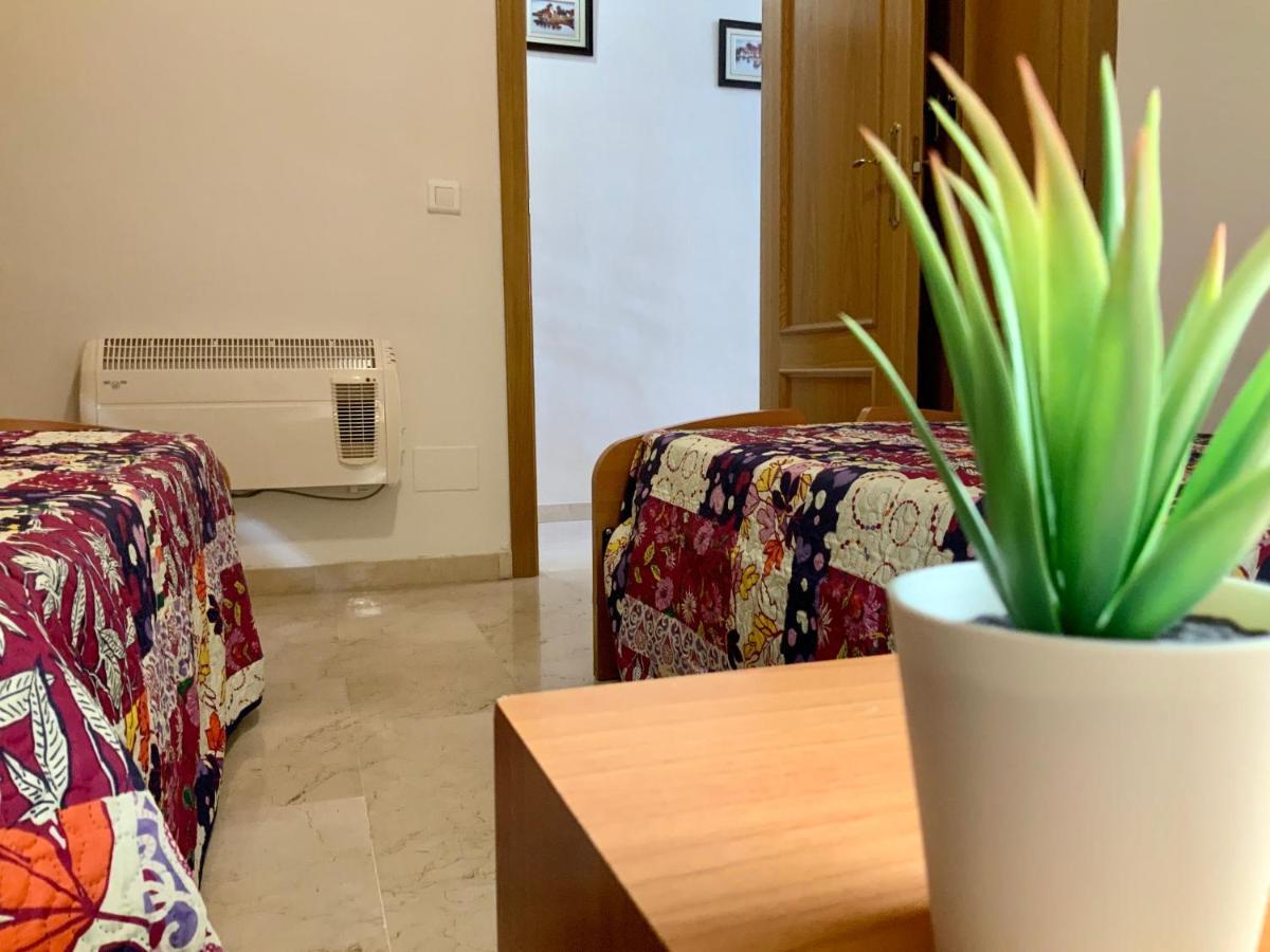 Apartamento De 2 Dormitorios, Gran Terraza, Vistas Al Mar Cerca Playa Carvajal Benalmádena Kültér fotó