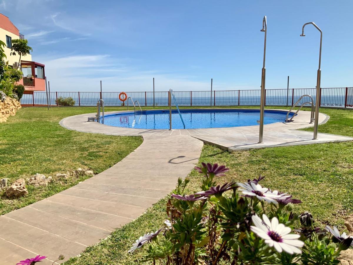 Apartamento De 2 Dormitorios, Gran Terraza, Vistas Al Mar Cerca Playa Carvajal Benalmádena Kültér fotó