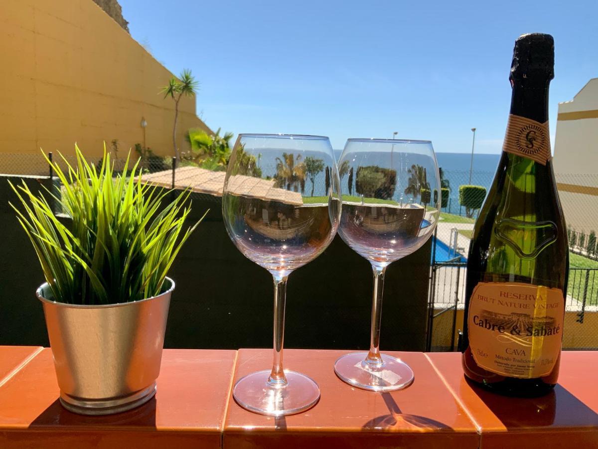 Apartamento De 2 Dormitorios, Gran Terraza, Vistas Al Mar Cerca Playa Carvajal Benalmádena Kültér fotó