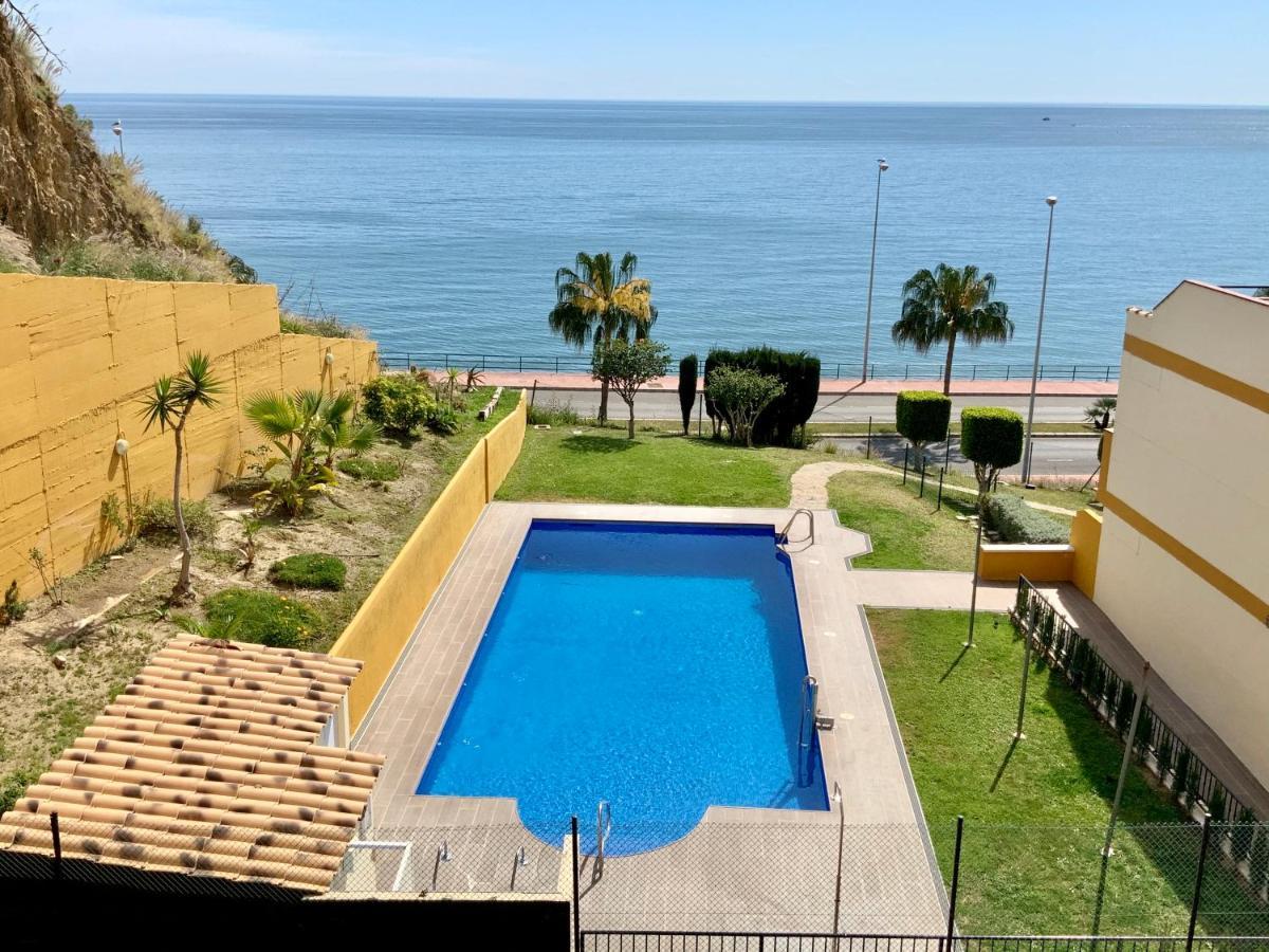 Apartamento De 2 Dormitorios, Gran Terraza, Vistas Al Mar Cerca Playa Carvajal Benalmádena Kültér fotó
