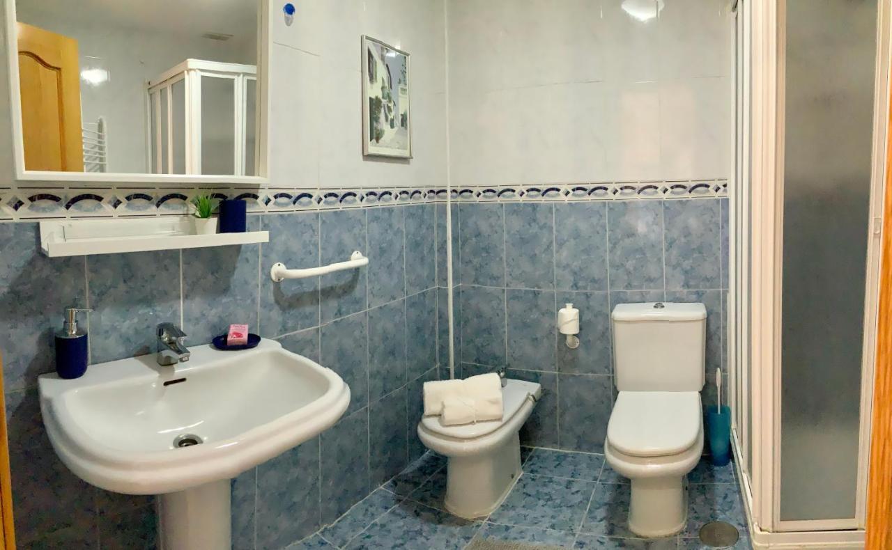 Apartamento De 2 Dormitorios, Gran Terraza, Vistas Al Mar Cerca Playa Carvajal Benalmádena Kültér fotó